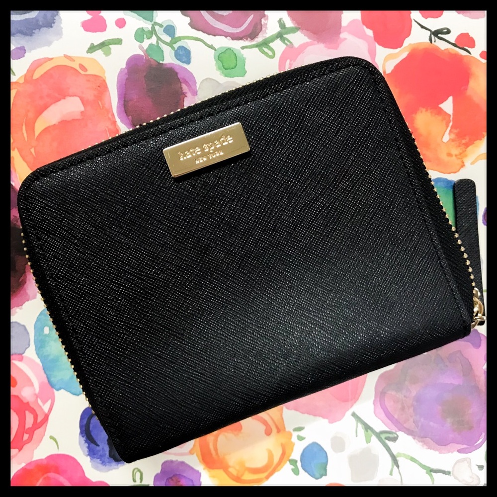 ♠️ Pre-Loved Kate Spade Laurel Way Darci Wallet ♠️
